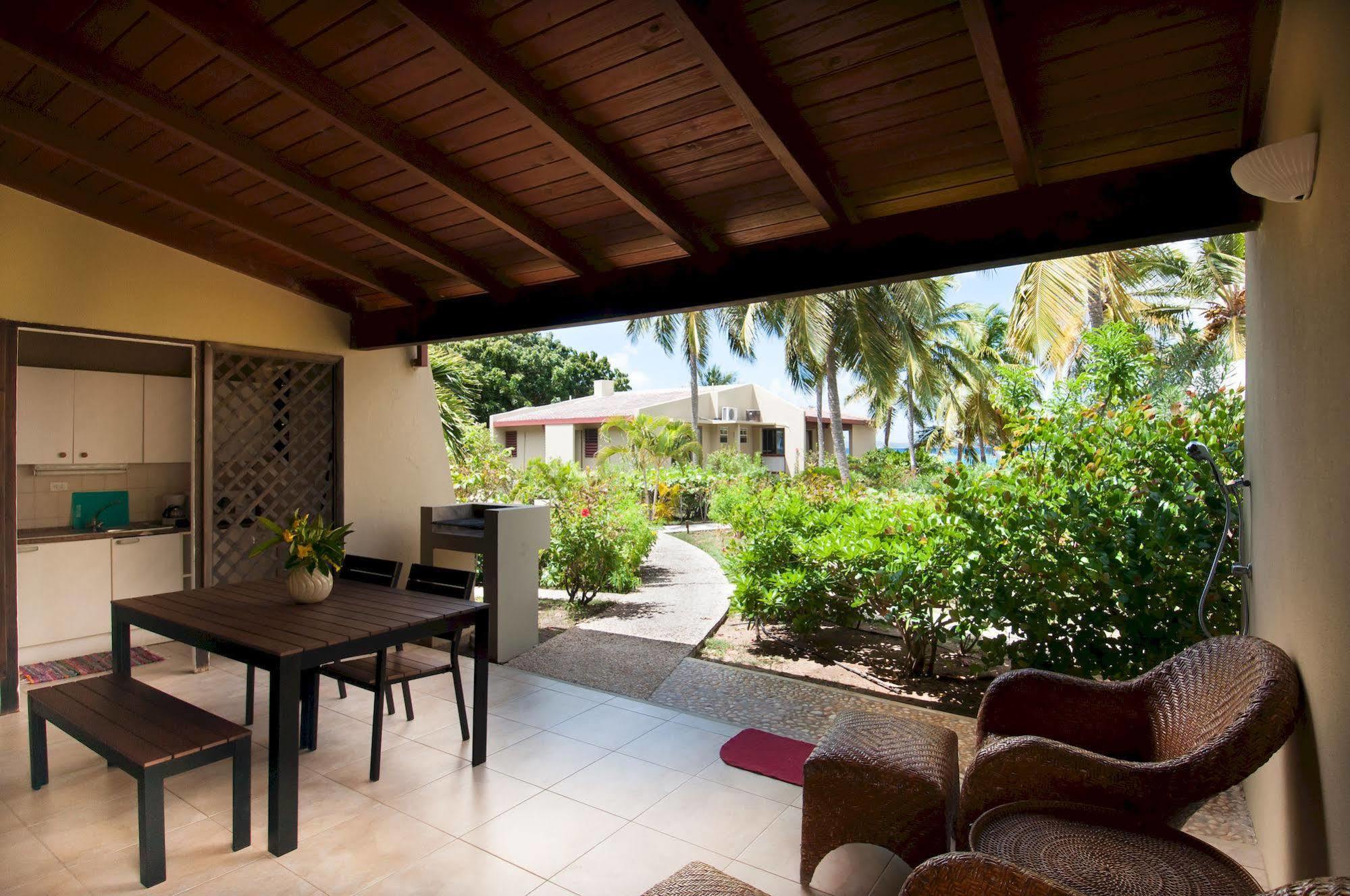 Mango Bay Resort 西班牙镇 外观 照片