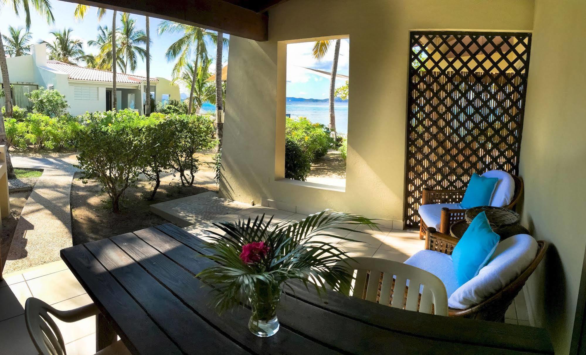 Mango Bay Resort 西班牙镇 外观 照片
