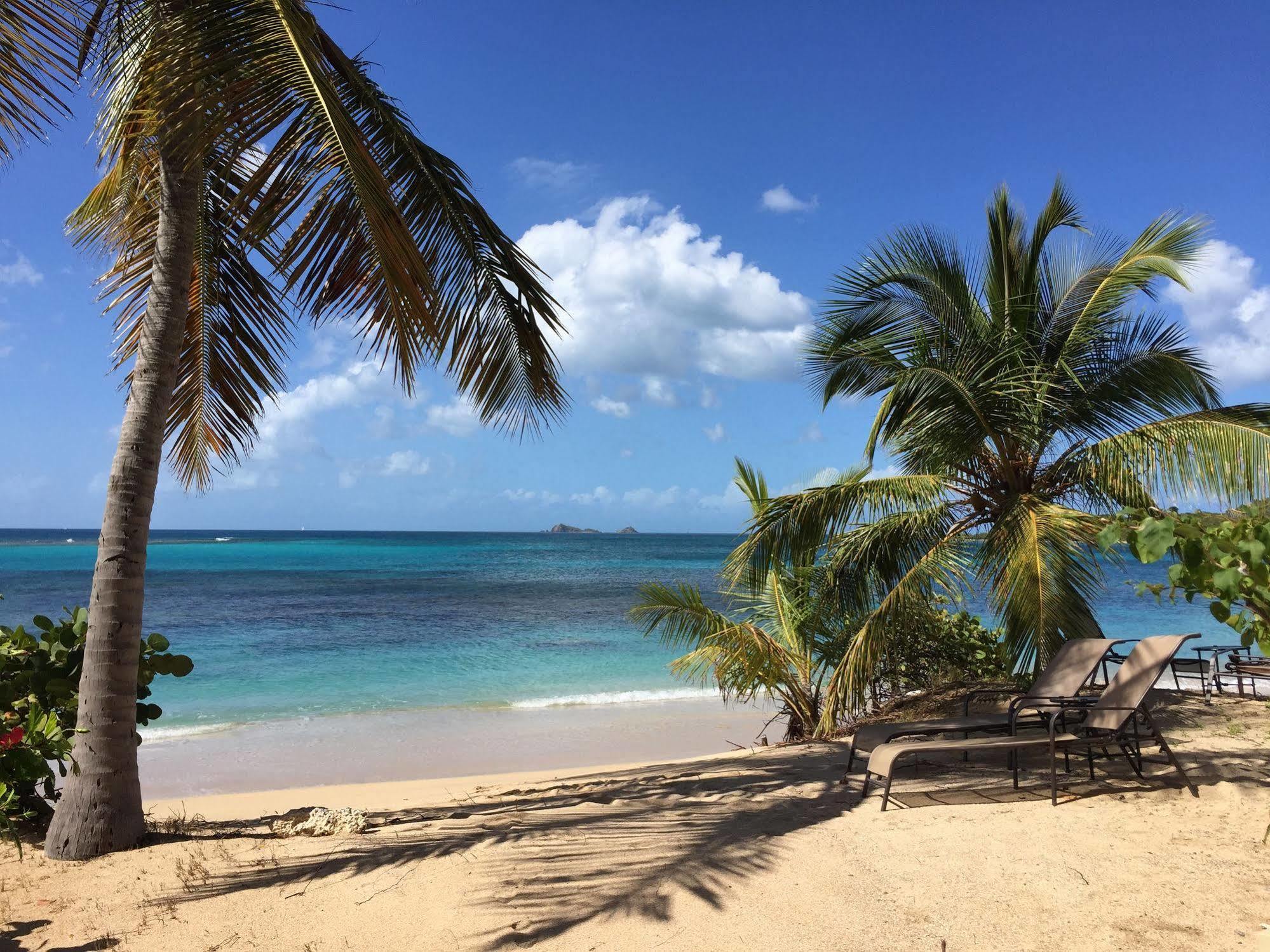 Mango Bay Resort 西班牙镇 外观 照片