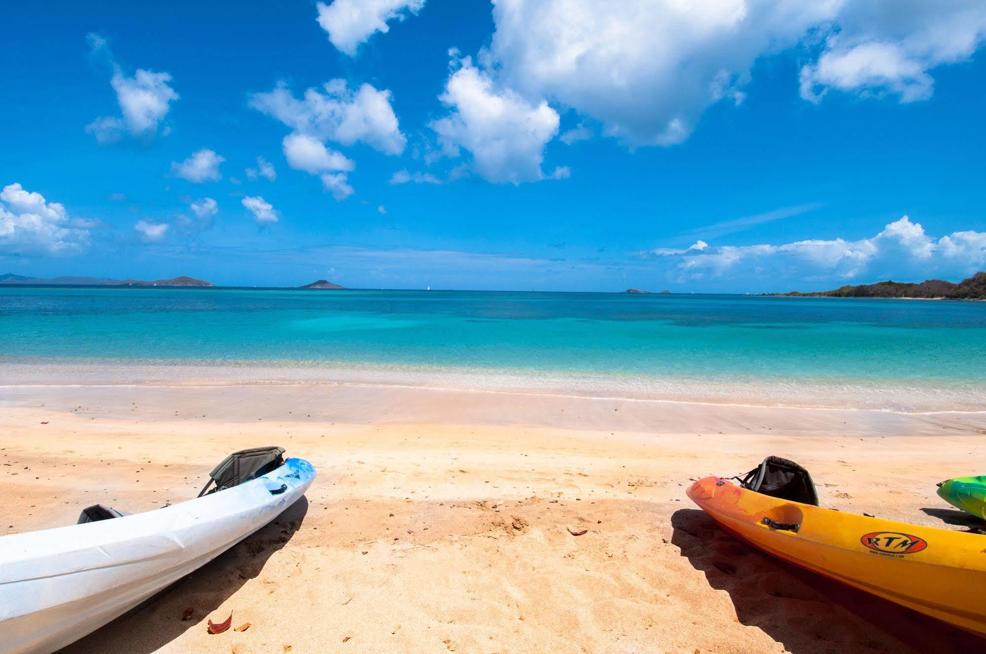 Mango Bay Resort 西班牙镇 外观 照片