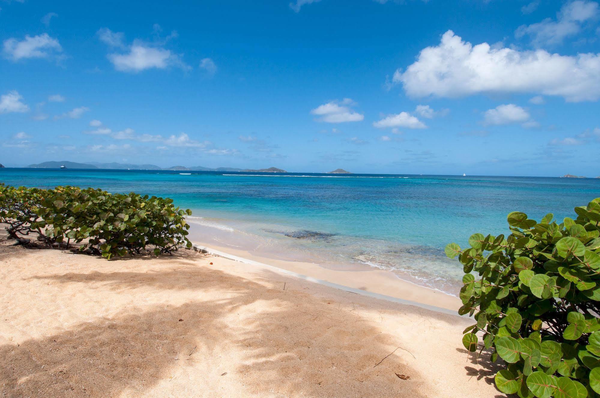 Mango Bay Resort 西班牙镇 外观 照片